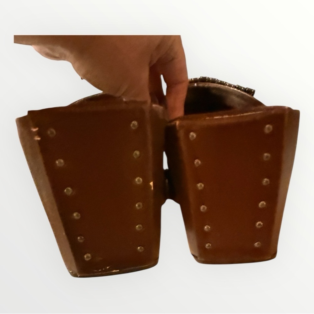 Vintage Mudd Brown Leather Mules with Gold Studs - Picture 7 of 7